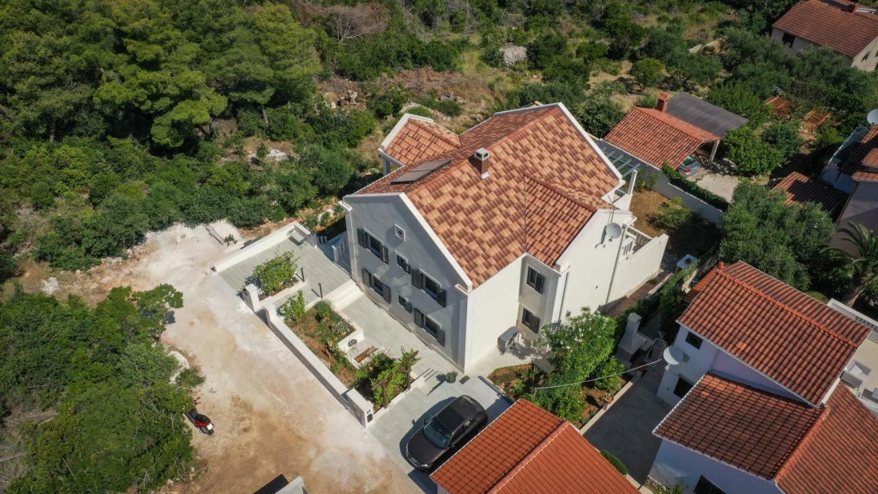 Ocean'S Serenity Supetar Exterior foto